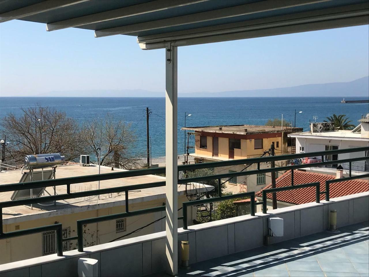 Tg Kalamata Beach Studio With Sea View Terrace Apartment Exterior foto