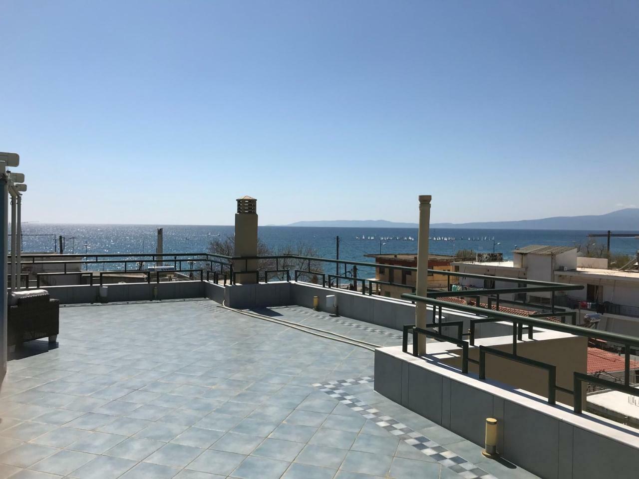 Tg Kalamata Beach Studio With Sea View Terrace Apartment Exterior foto